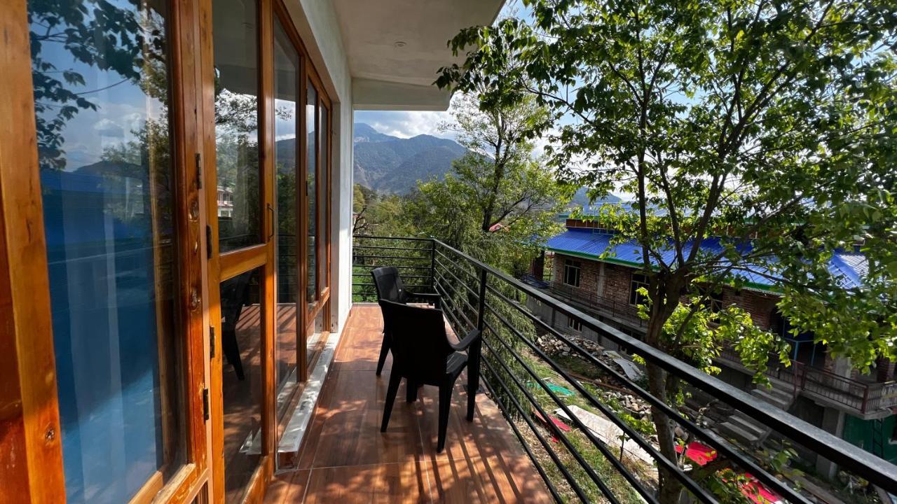 Flyscape Hostel Bir  Ngoại thất bức ảnh