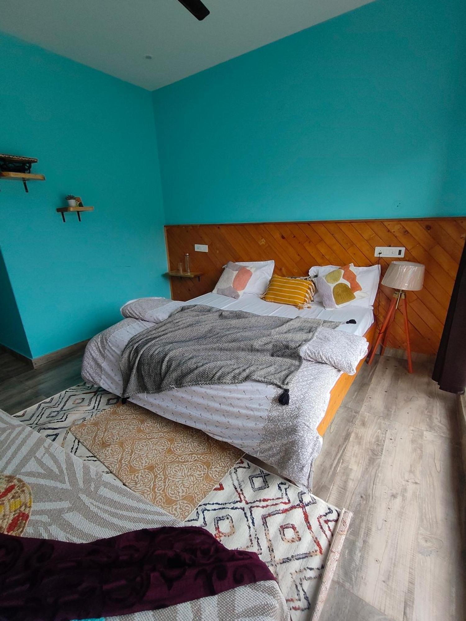 Flyscape Hostel Bir  Ngoại thất bức ảnh