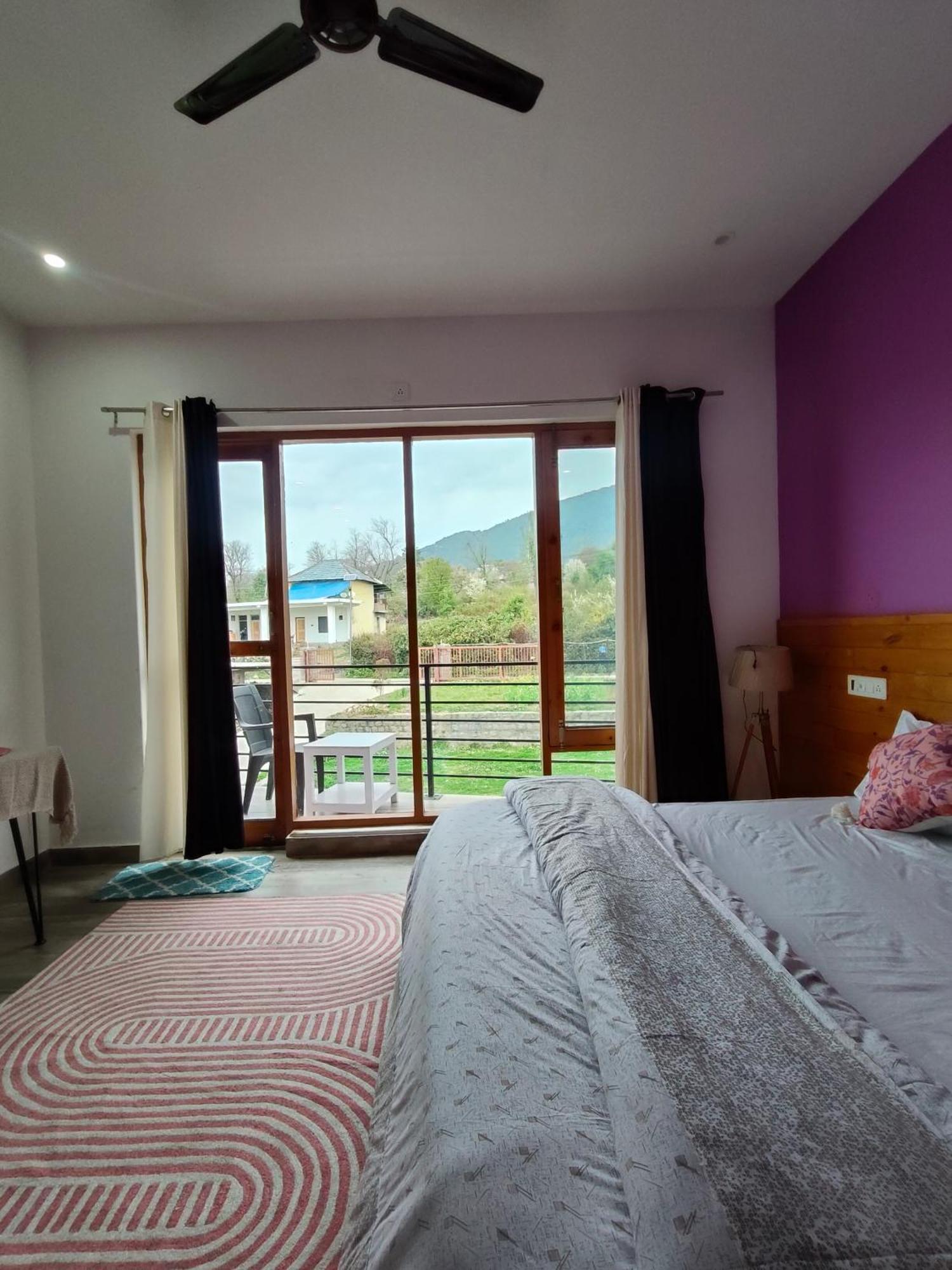 Flyscape Hostel Bir  Ngoại thất bức ảnh