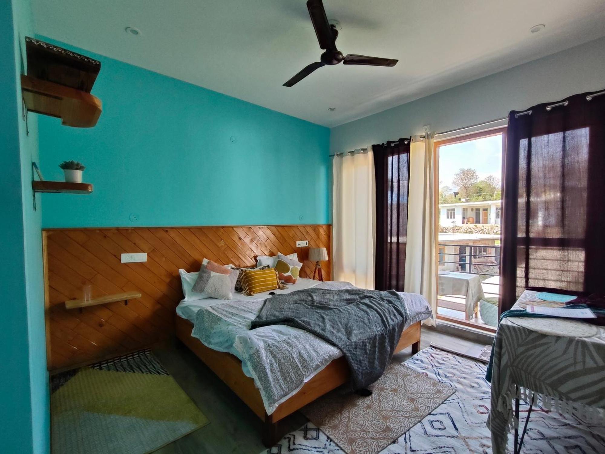 Flyscape Hostel Bir  Ngoại thất bức ảnh